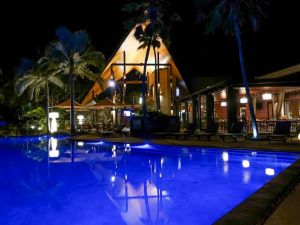 Niramaya Port Douglas Private Villas - Accommodation Mount Tamborine